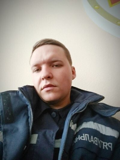 ,   Denis, 32 ,   ,   , c 