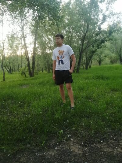  ,   Azimjon, 25 ,   ,   