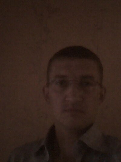  ,   Nik, 41 ,   
