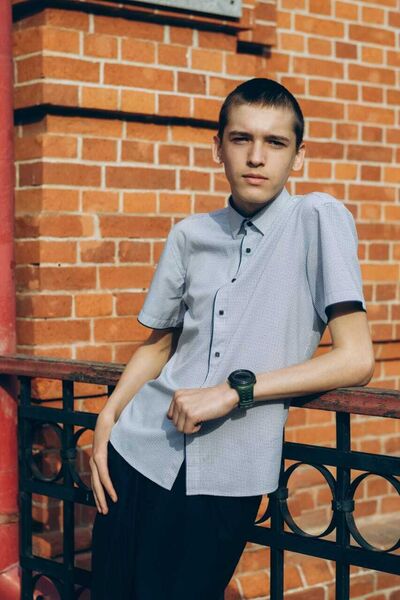  ,   Vlad, 19 ,   ,   