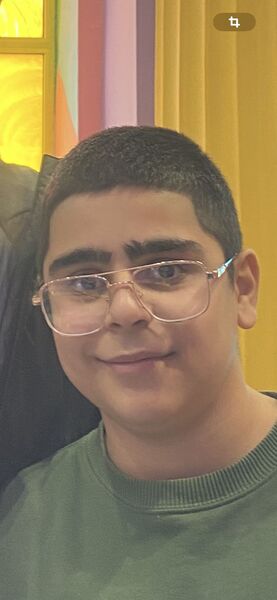  ,   Hovhannes, 18 ,   ,   , c , 