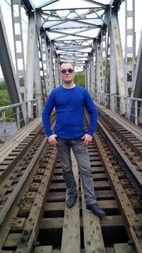  ,   Eugen, 44 ,   