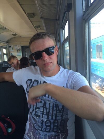  ,   Artem, 38 ,   ,   , c 