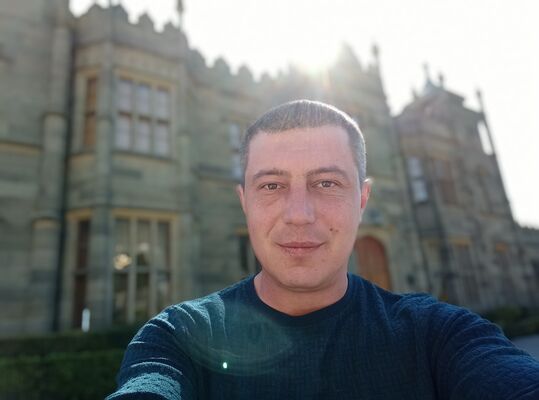  ,   Alex, 39 ,   c 