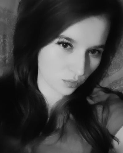  ,   Neznakomka, 27 ,  