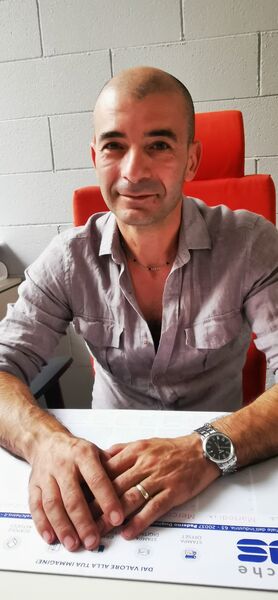  Cusano Milanino,   Karen, 51 ,   ,   