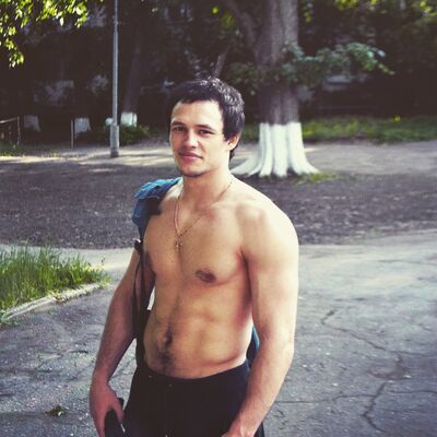  ,   Maksim, 31 ,   ,   , c 