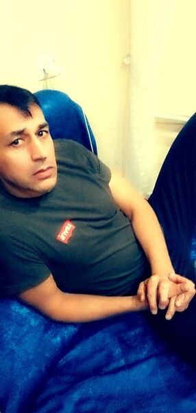  ,   Ali, 47 ,   ,   