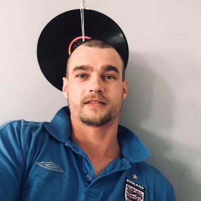  Bielsko-Biala,   Igor, 33 ,   ,   