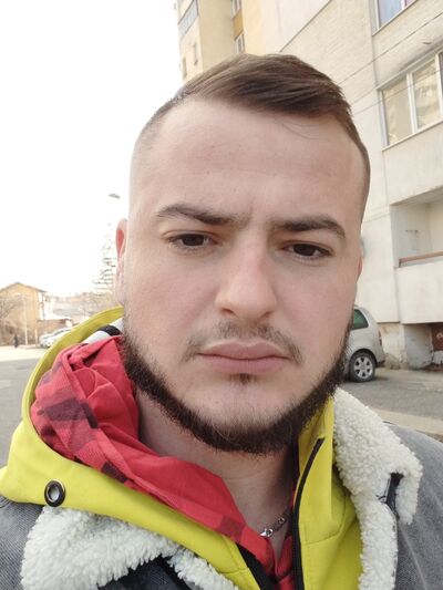  ,   Vladimer, 29 ,   ,   