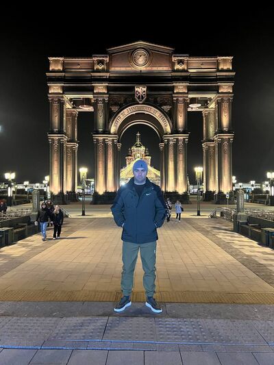  ,   Valer, 31 ,   ,   