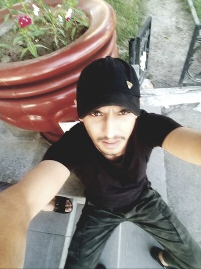 ,   Aziz, 35 ,   ,   , c 