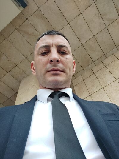  ,   Marin, 38 ,   ,   