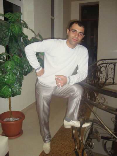  ,   Gevor, 38 ,  
