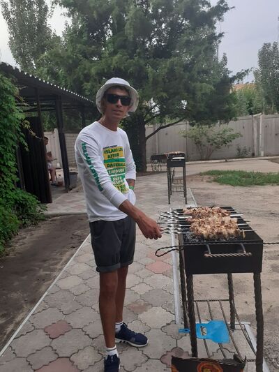  ,   Zheka, 31 ,   ,   , c 