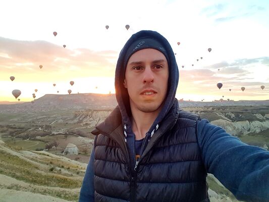  ,   Nick MG, 38 ,   ,   , c 