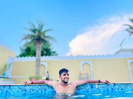  ,   Gautam, 21 ,   ,   
