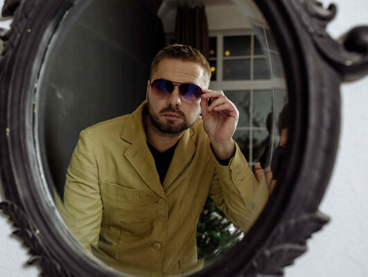  ,   VLADIMIR, 34 ,   ,   
