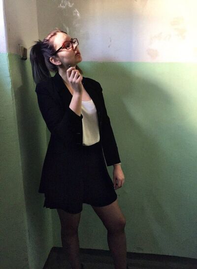  ,   Adina, 25 ,   ,   , c 
