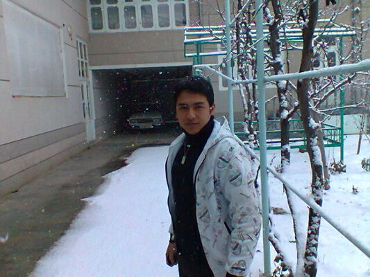  ,   Bexruz, 35 ,     , c , 