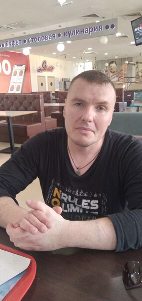  ,   Pavel, 37 ,   ,   