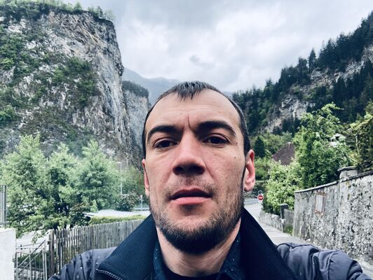  Bellinzona,   Garik, 36 ,     , c 
