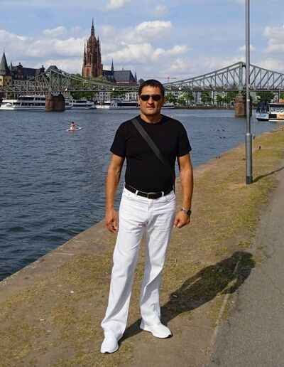  Frankfurt am Main,   , 42 ,   ,   