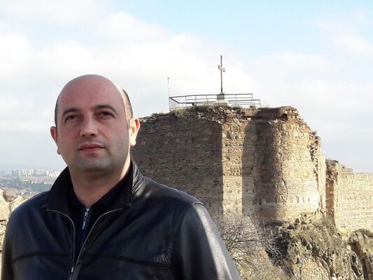  ,   Zaur, 42 ,   ,   , c 