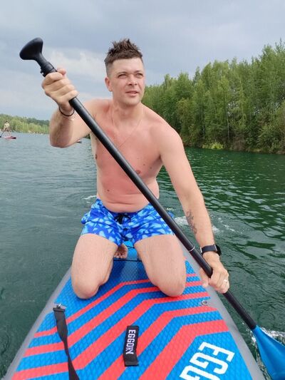  ,   Alexander, 37 ,   c 