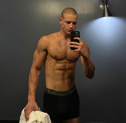  ,   Roman, 29 ,   ,   