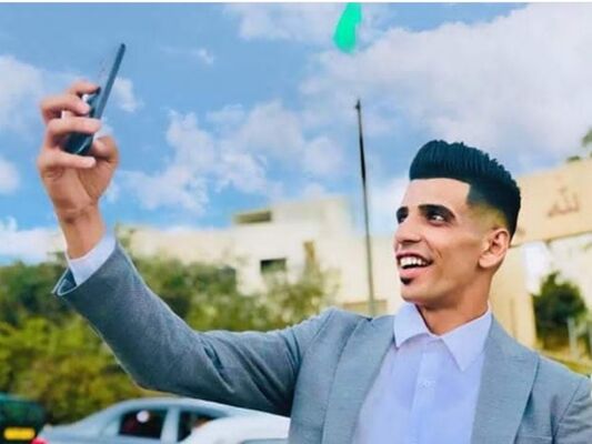  ,   Mousa, 33 ,   