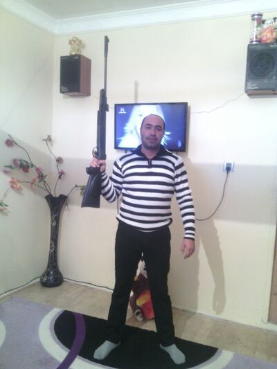  ,   Anar, 47 ,   ,   