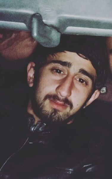  ,   Arman, 27 ,   ,   , c , 