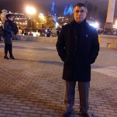  ,   Kamal, 61 ,   ,   