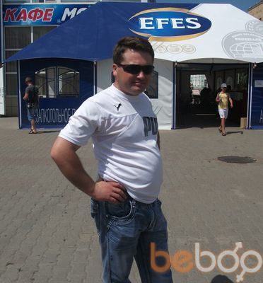  ,   Alex, 44 ,   
