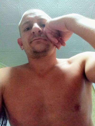  ,   Maksym, 40 ,   ,   