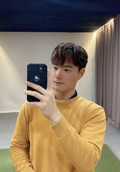  ,   Hyun, 41 ,     , c 
