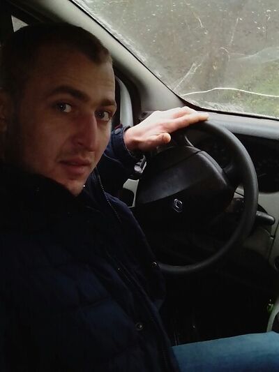  ,   Sergiy, 34 ,   
