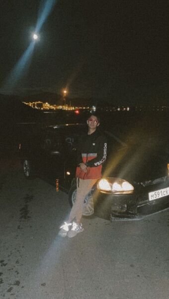  ,   Vadim Lee, 25 ,  