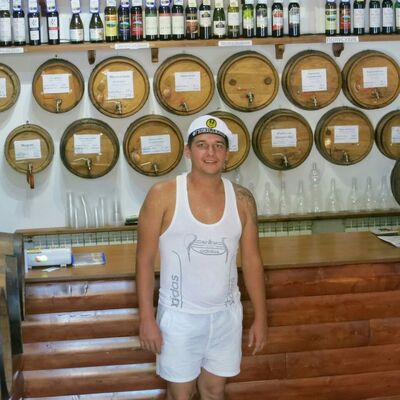  ,   Denis, 38 ,   ,   , c 