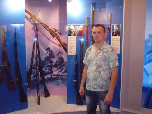  ,   Sergei, 41 ,   ,   , c 
