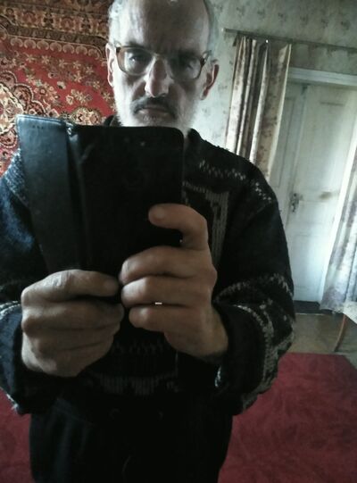  ,   Volodymyr, 61 ,     , c 