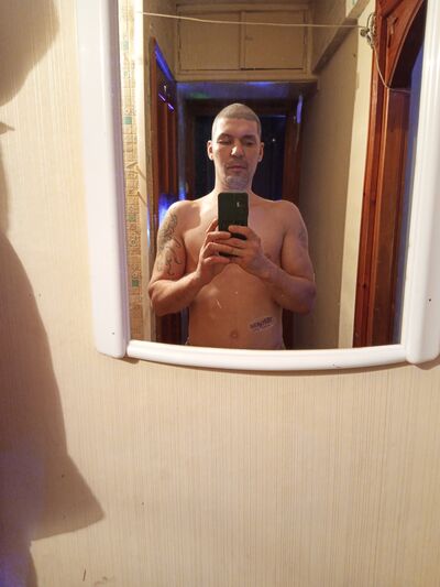  ,   Ivan, 38 ,   c 