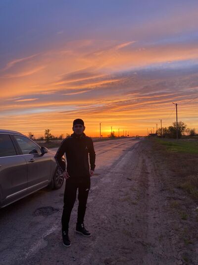  ,   Alexander, 27 ,   ,   , c 