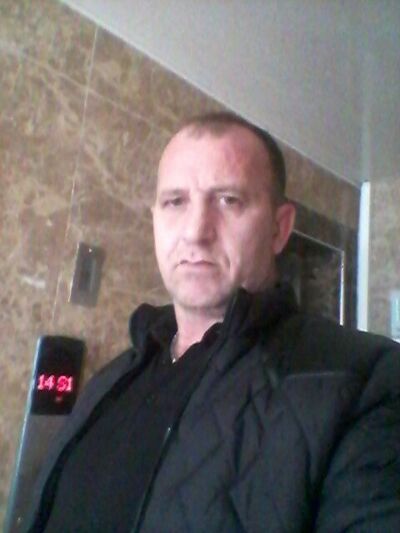 ,   Gulam, 53 ,   c 
