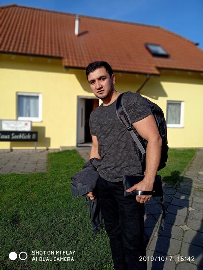  ,   Mansur, 33 ,   