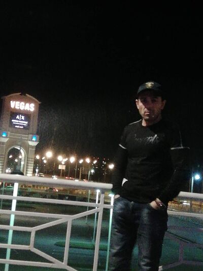  -,   Sadrik, 40 ,   ,   