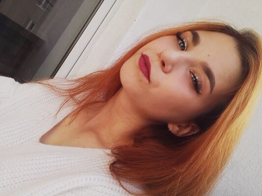  ,   Ksenia, 22 ,  