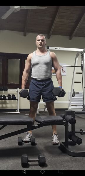  ,   Zhenya, 40 ,   ,   , c 