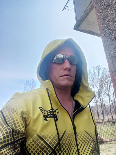  ,   Ivan, 38 ,   , c , 